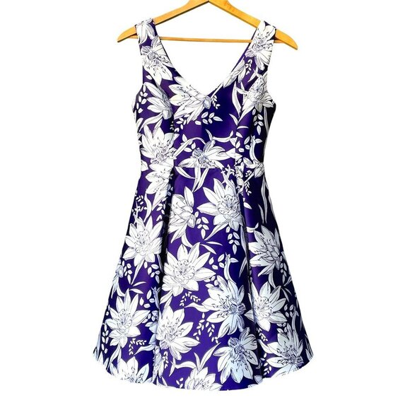 Modcloth Liza Luxe Floral Fit & Flare V-Neck Sleeveless Dress Small Purple White - Picture 1 of 15